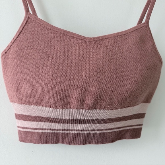 Babaton Aritzia Pink Striped Sculpt Knit Cami Crop Top Size XS Ribbed Stretch - Picture 5 of 9